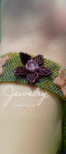 Beaded Flower Bracelet
